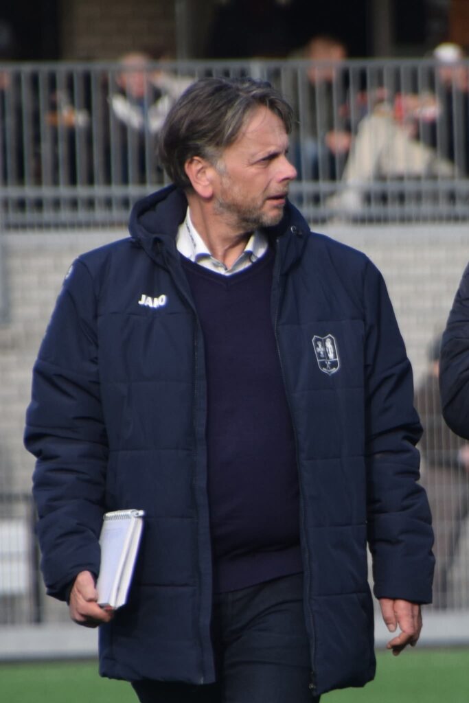 Armand verlengd contract als assistent-trainer